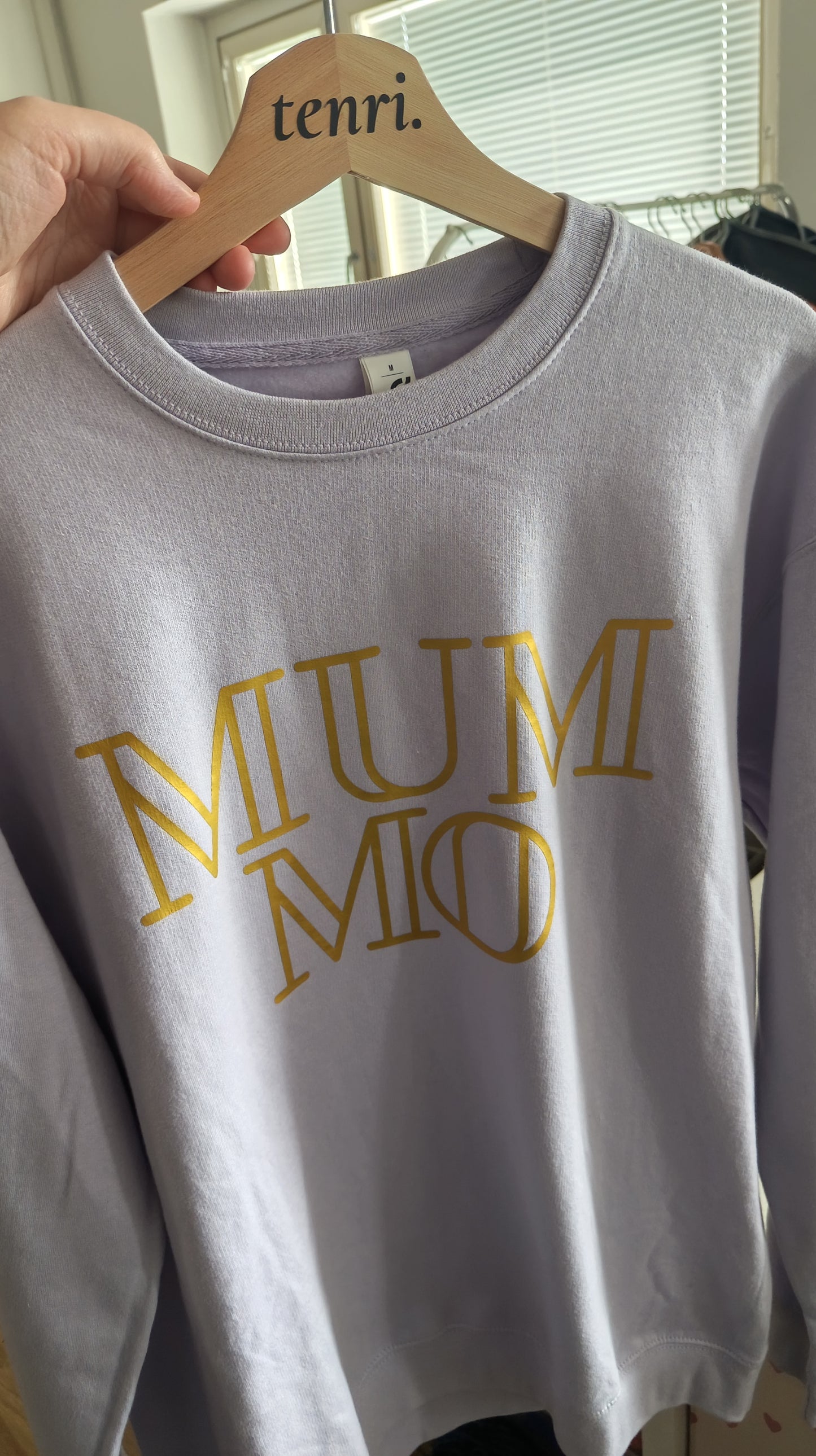 Mummo -collegepaita